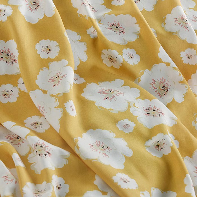 Soft Summer Yellow Clothing - Bunga putih dicetak pada indah kuning