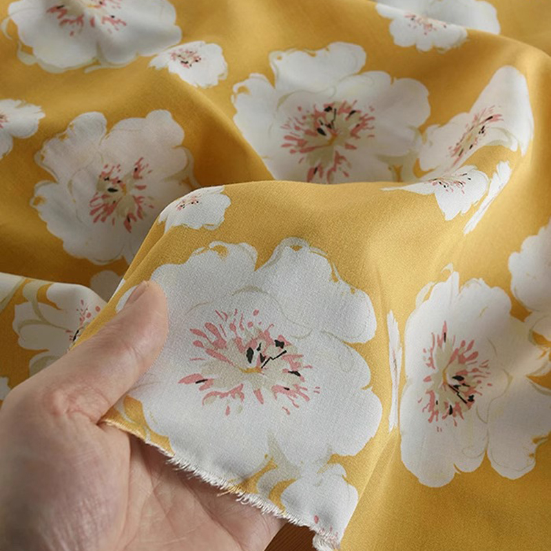 Bunga putih dicetak pada indah - Soft Summer Yellow Clothing ulasan dan harga
